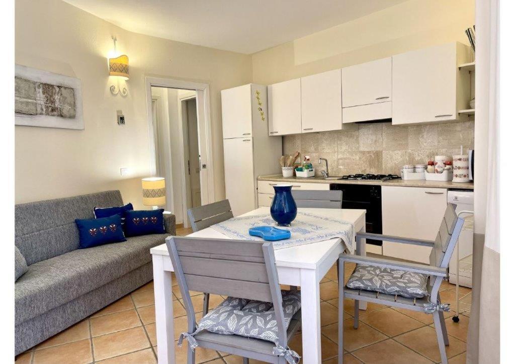 Le Residenze Sul Mare B6 Apartment Porto Ottiolu Exterior foto