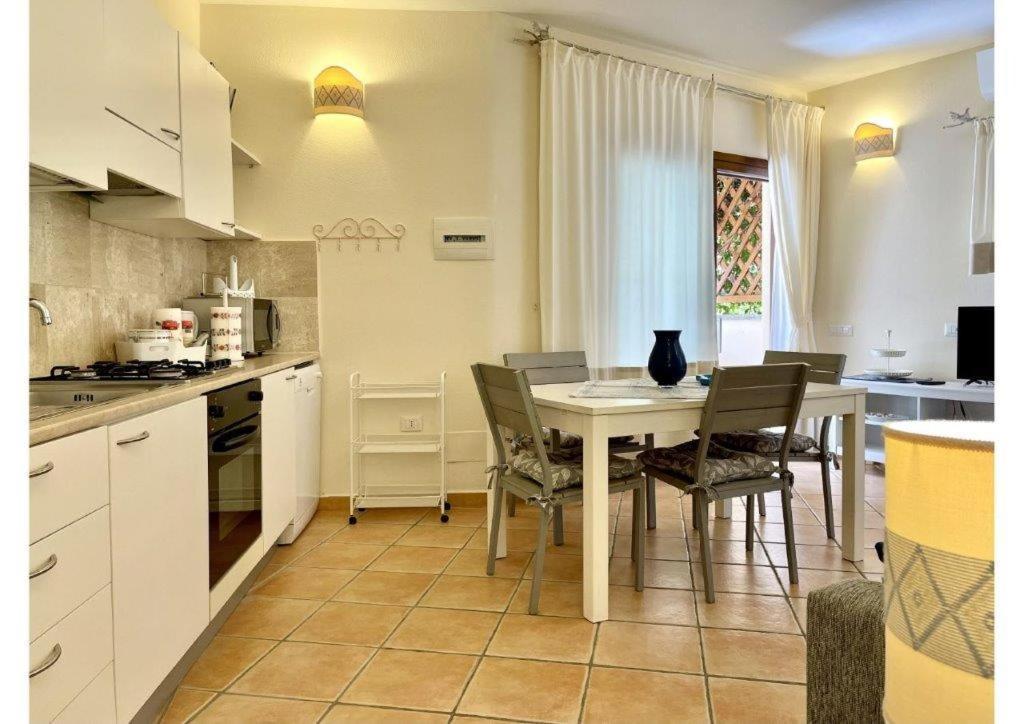 Le Residenze Sul Mare B6 Apartment Porto Ottiolu Exterior foto