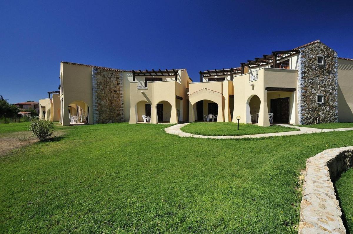 Le Residenze Sul Mare B6 Apartment Porto Ottiolu Exterior foto